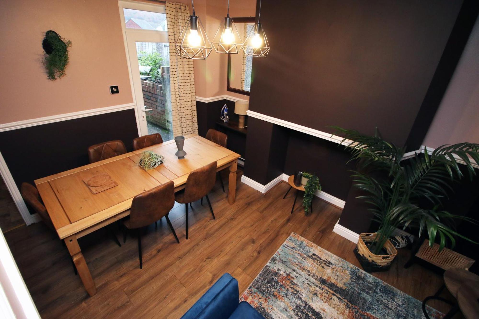 Cosy 3Br Home, Scenic Views, Ideal For Walks & Work Abertillery Exteriér fotografie