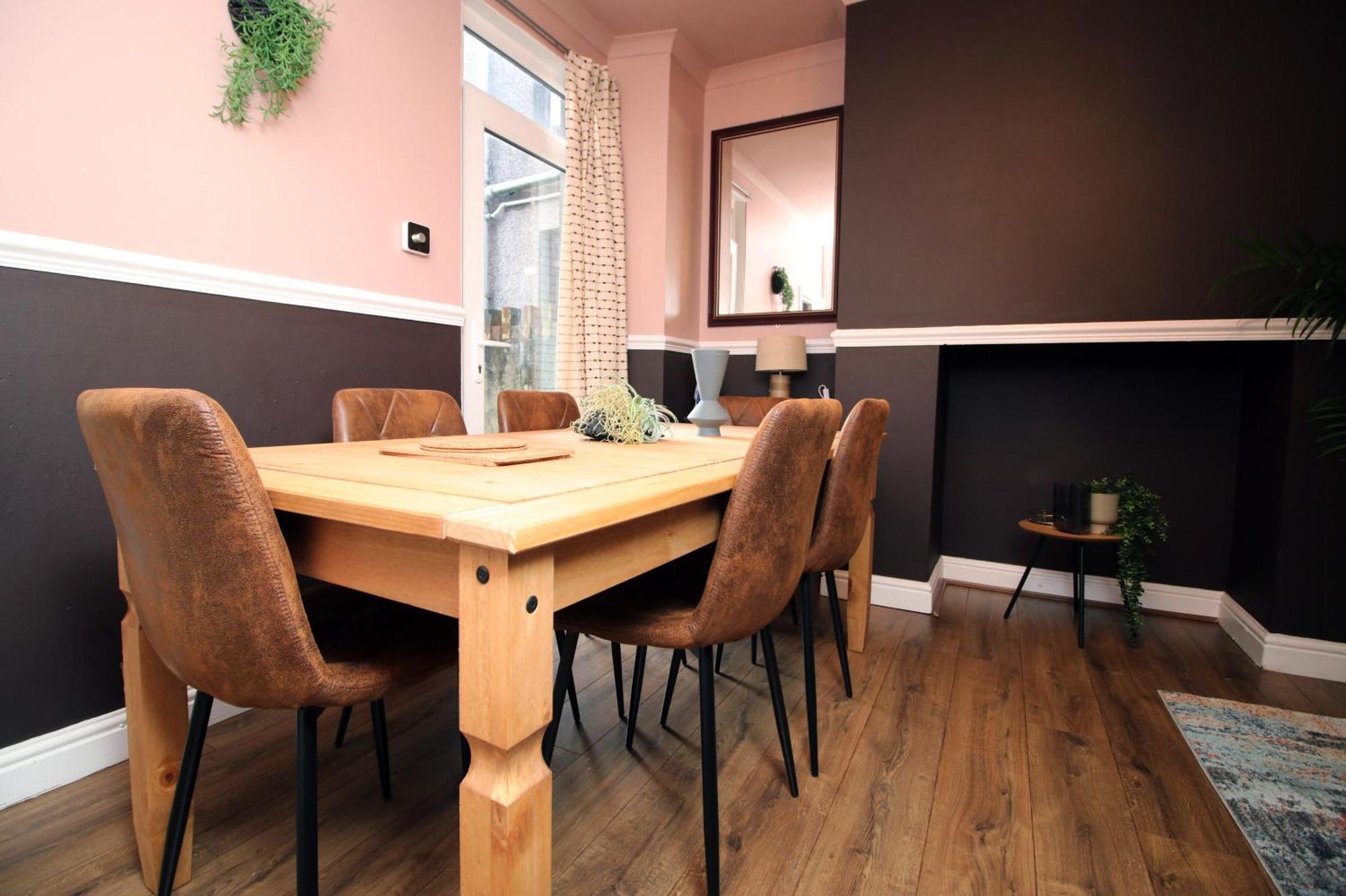 Cosy 3Br Home, Scenic Views, Ideal For Walks & Work Abertillery Exteriér fotografie