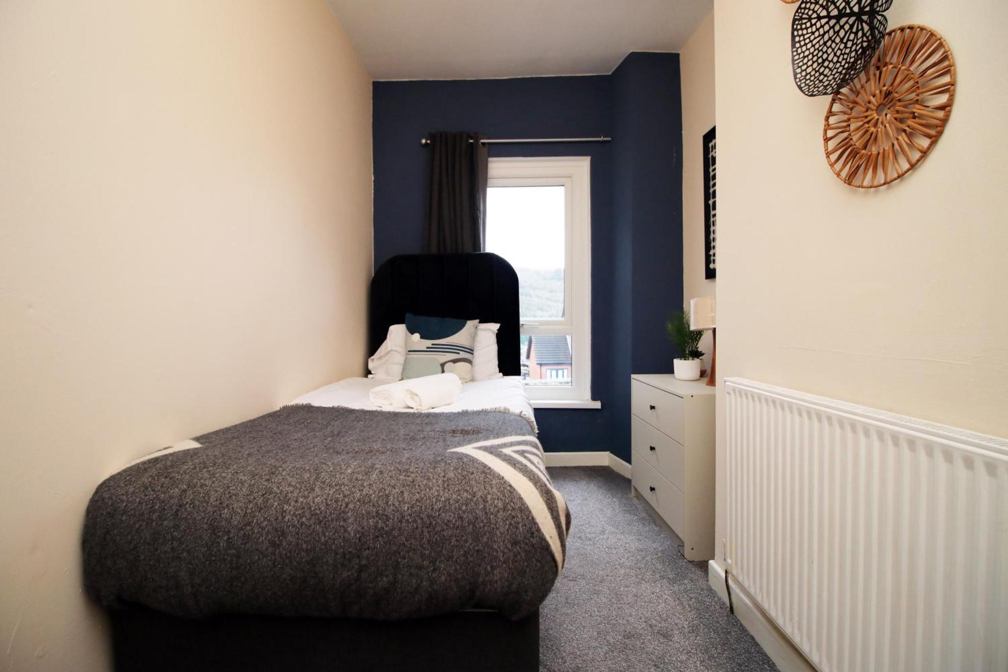 Cosy 3Br Home, Scenic Views, Ideal For Walks & Work Abertillery Exteriér fotografie