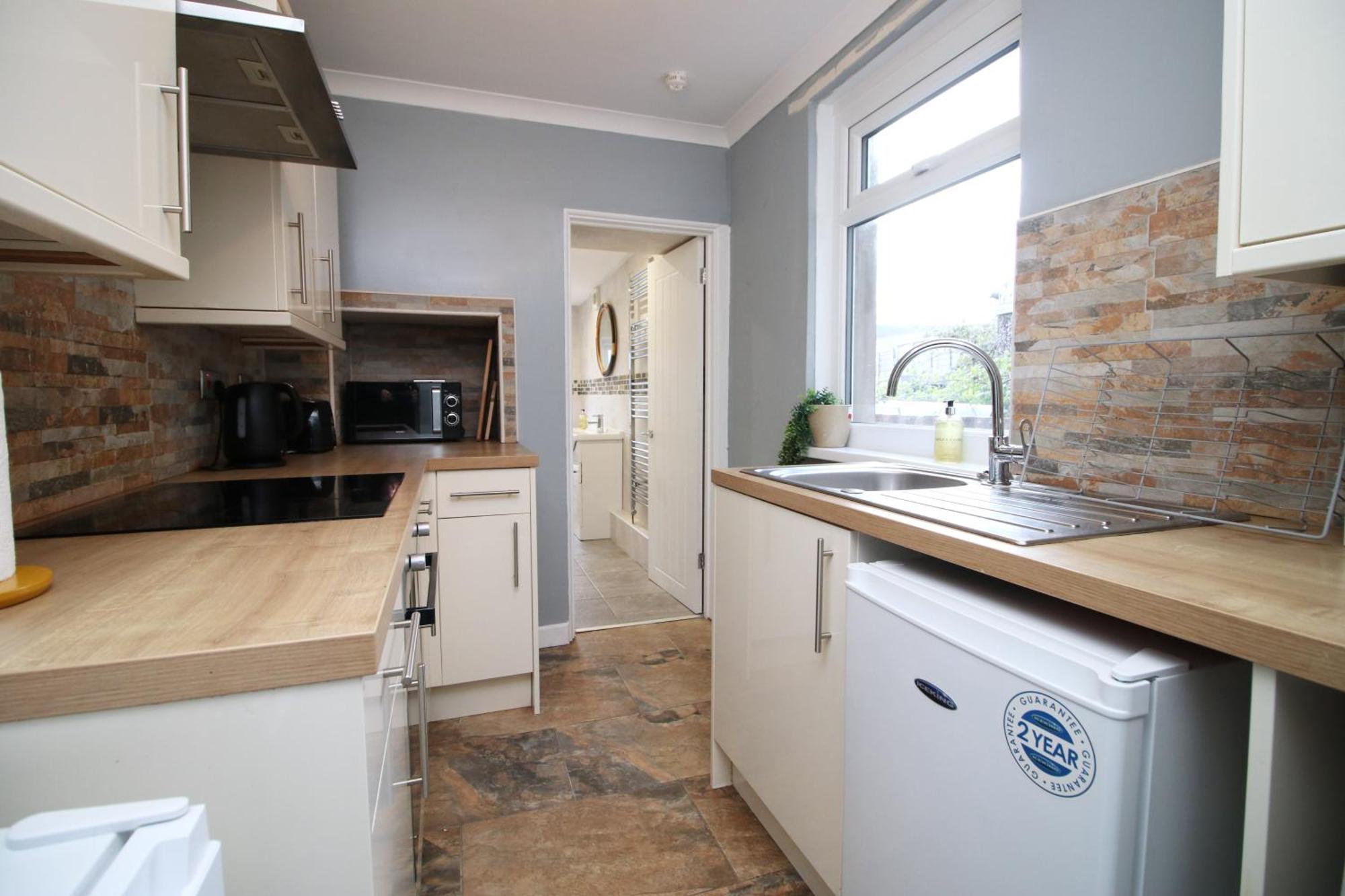 Cosy 3Br Home, Scenic Views, Ideal For Walks & Work Abertillery Exteriér fotografie
