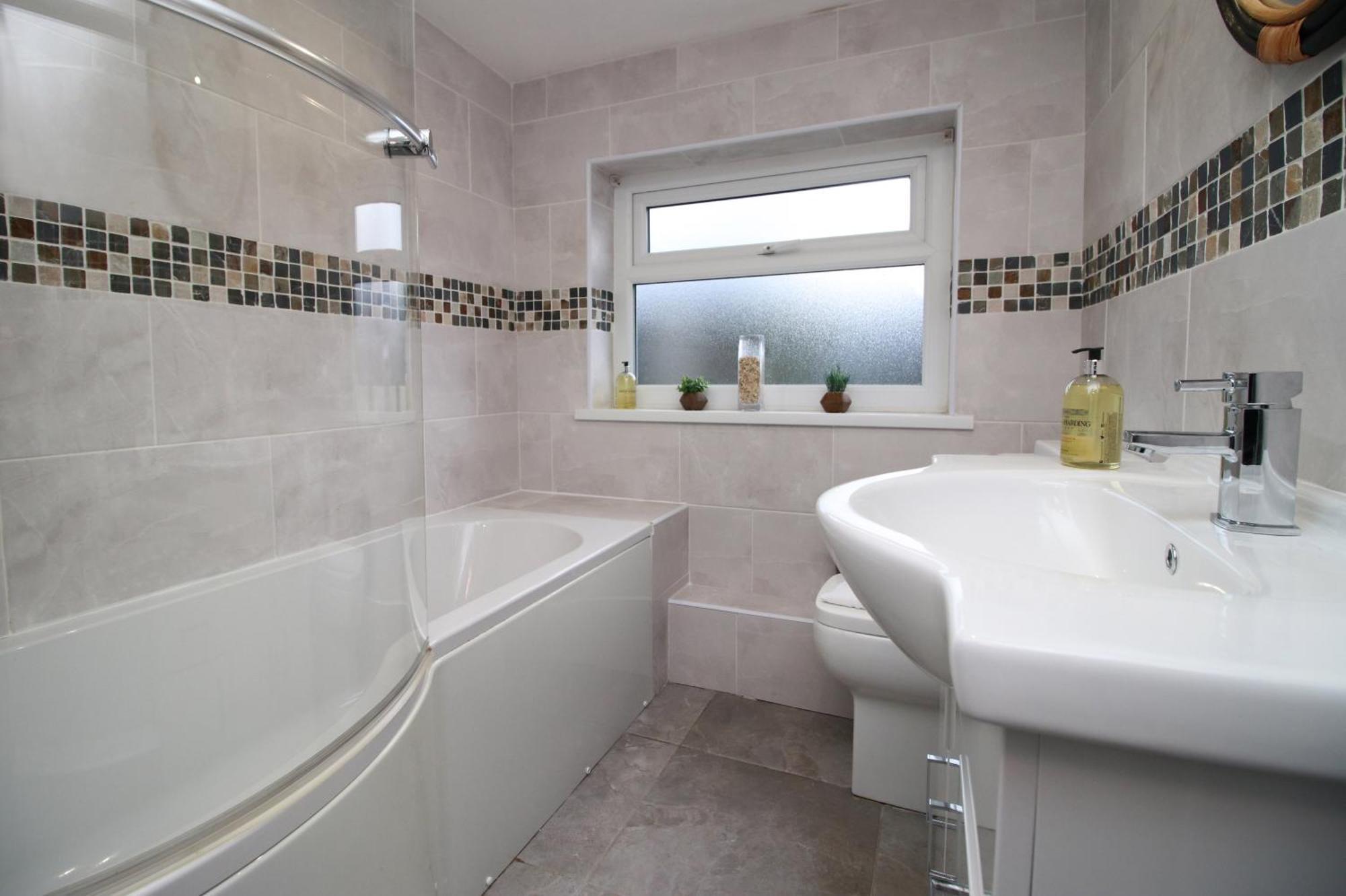 Cosy 3Br Home, Scenic Views, Ideal For Walks & Work Abertillery Exteriér fotografie